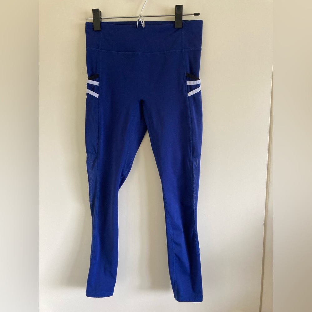 Fabletics Leggings Trinity Mid-Rise Pocket  7/8 Blue Size Small